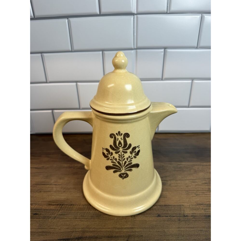 Vintage Pfaltzgraff Village Coffee Pot & Lid 6-550 Hot Beverage Server